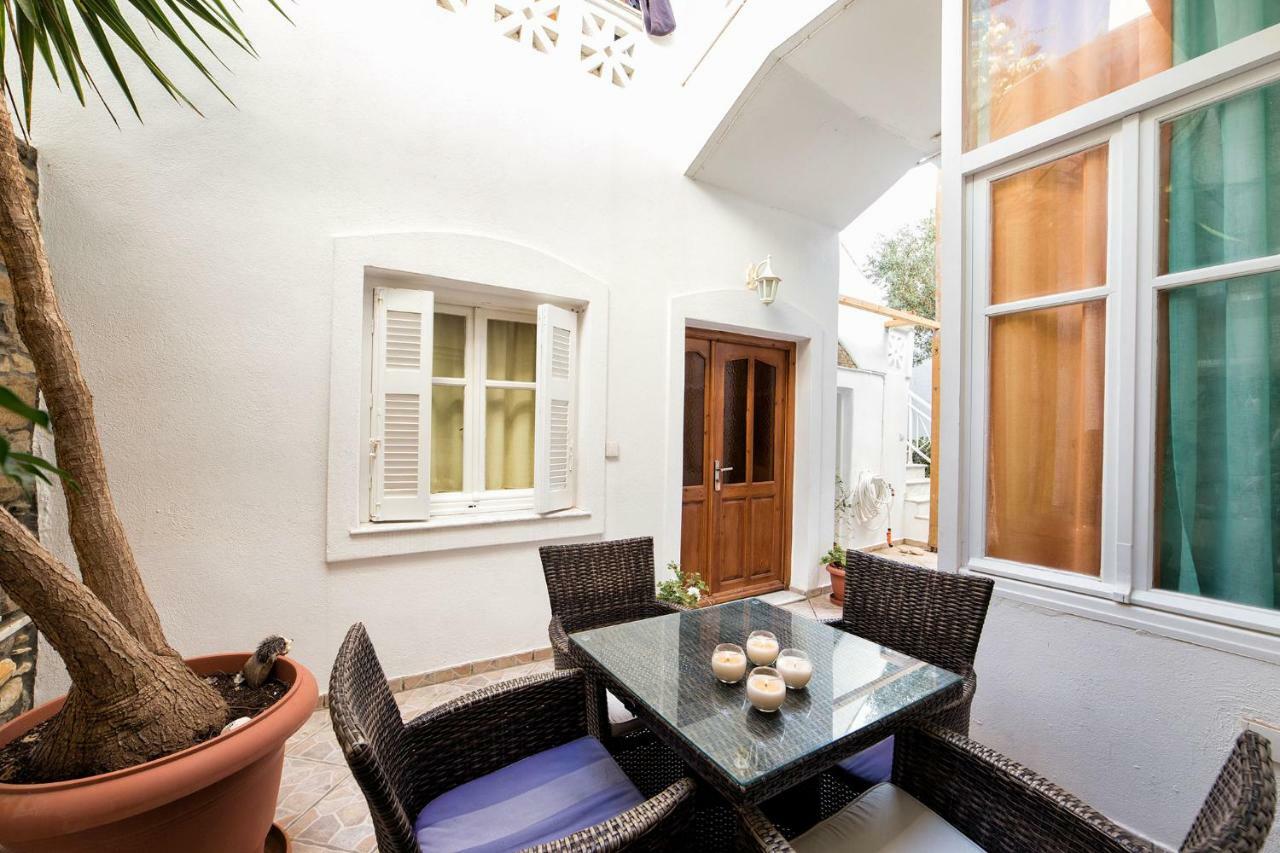 Town House For 6-16 With Ac Villa Páros Exterior foto
